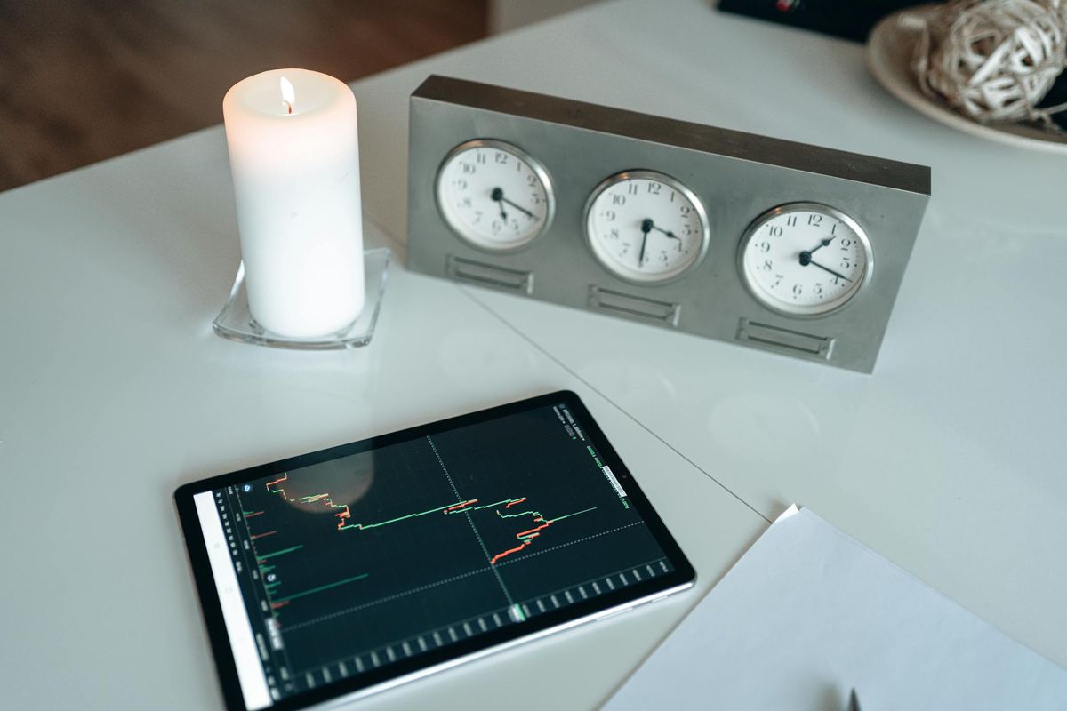 Decoding Candlestick Patterns for Stock Market Analysis