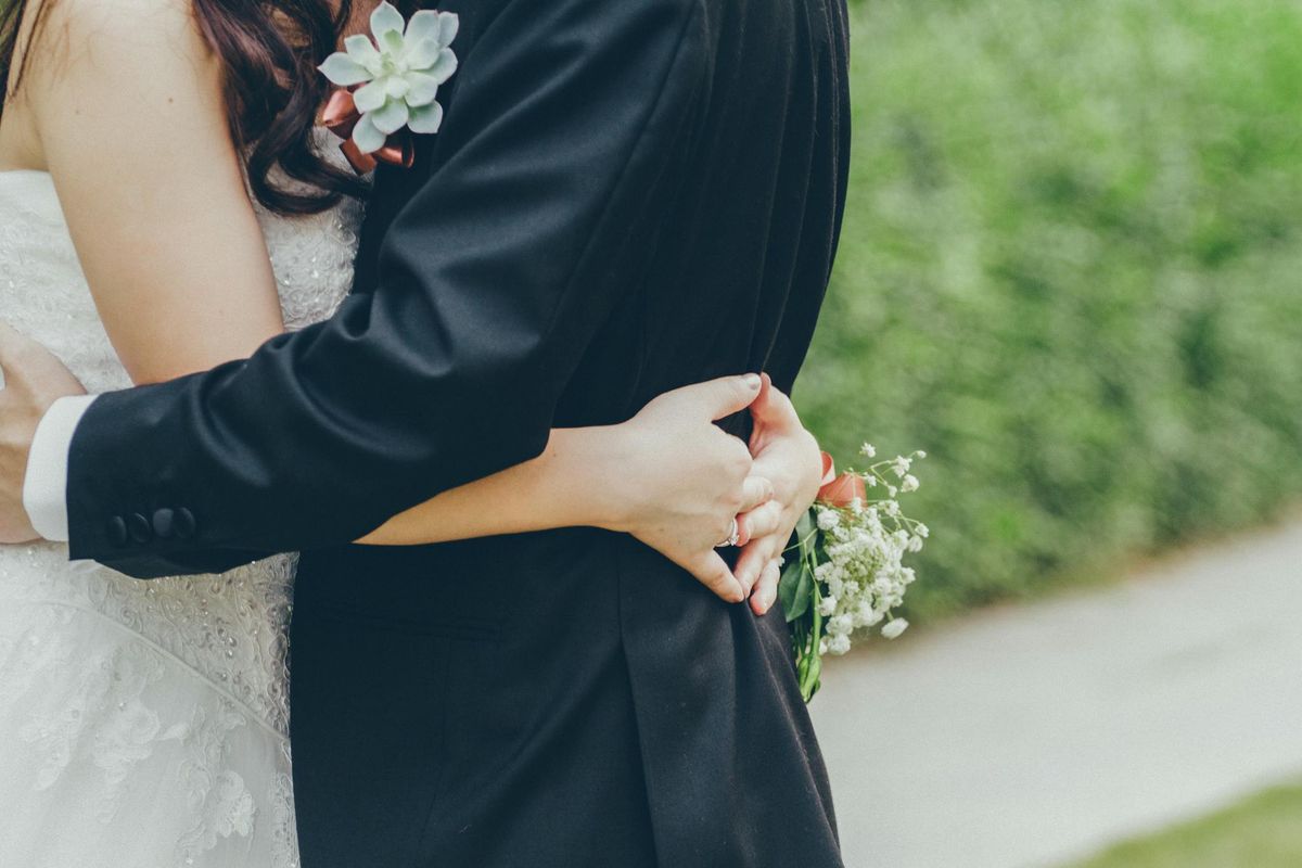 Your Ultimate Guide to Nailing a Formal Wedding Look
