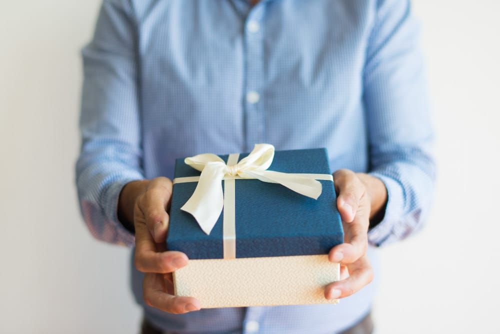 Meaningful Gift Ideas to Surprise Your Loved Ones