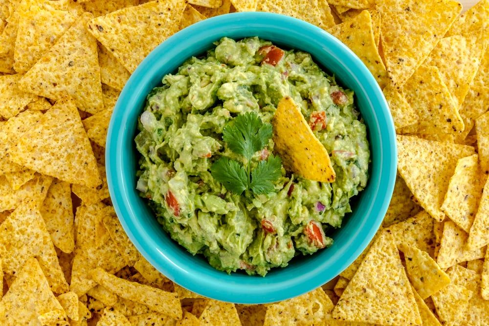 Perfect Snacks for a Poker Night with Friends at Home