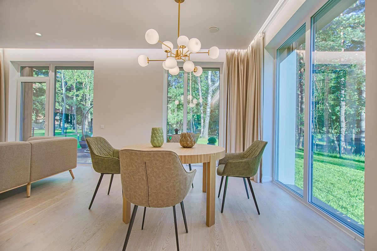 Sliding Doors vs Traditional Doors: Which Is Right for You?