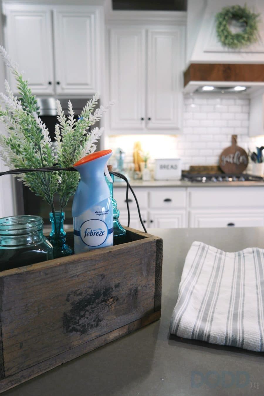 Keeping the House Smelling Fresh with Febreze Air Products