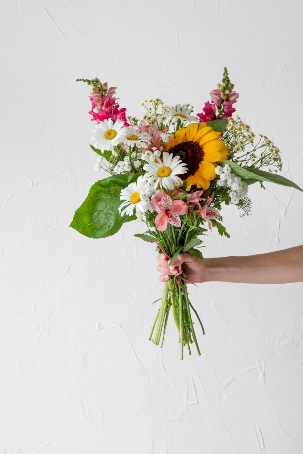Using flower delivery to wish a happy birthday