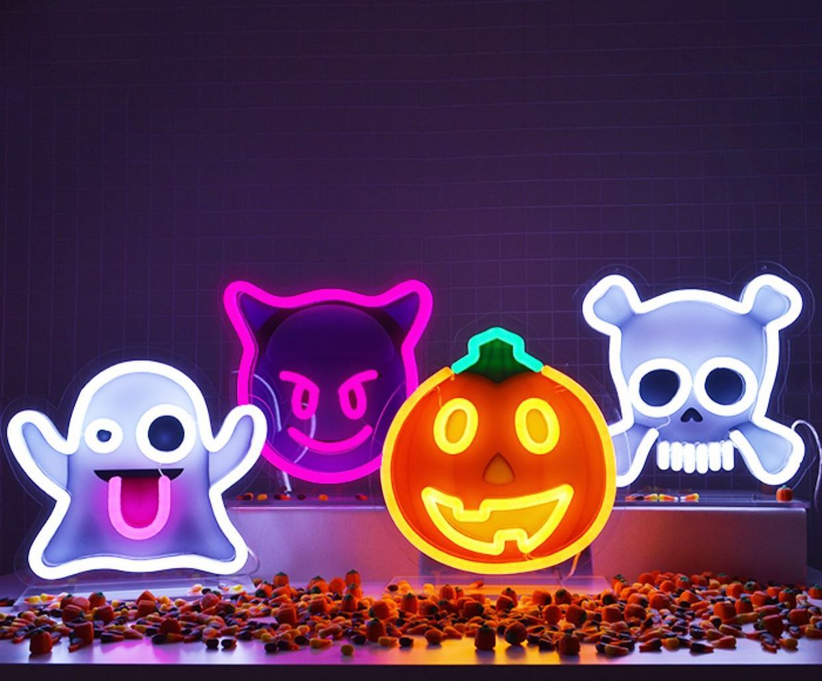 Why Use Neon Signs As Home Decor Element This Festive Season