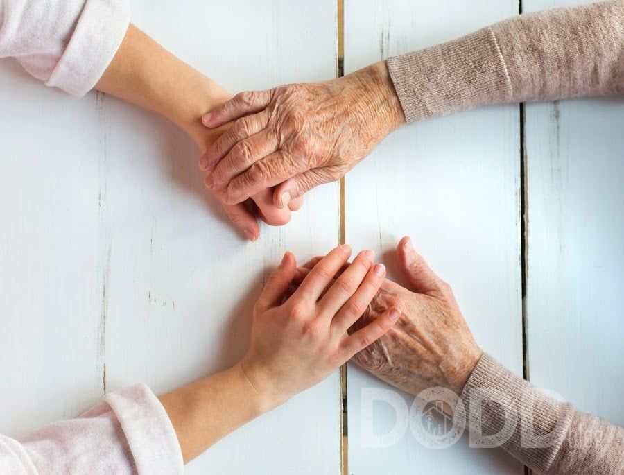 A Handy Guide to Caring for Parents With Alzheimer’s Disease