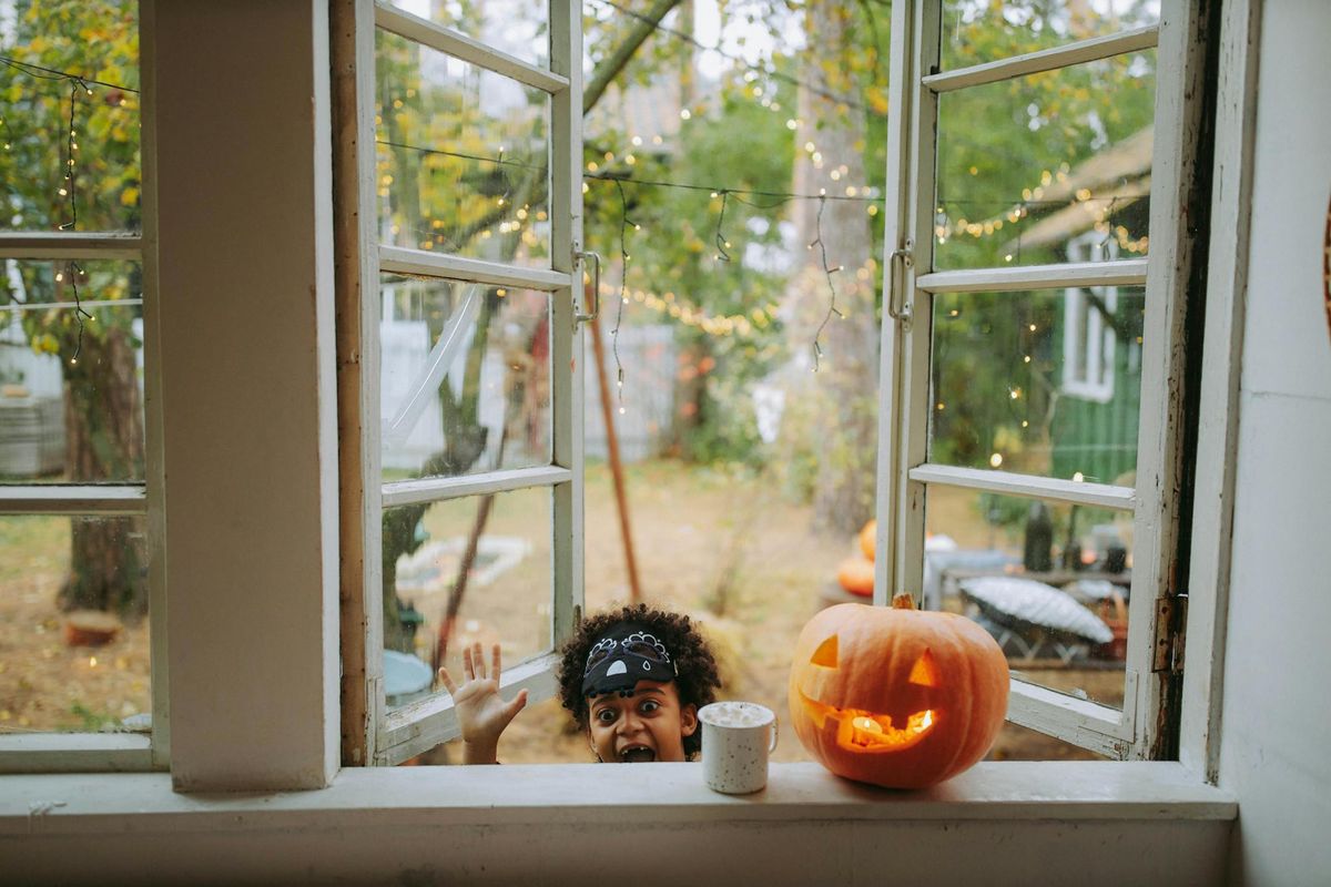 Spooky DIY Ideas to Transform Your Home for Halloween