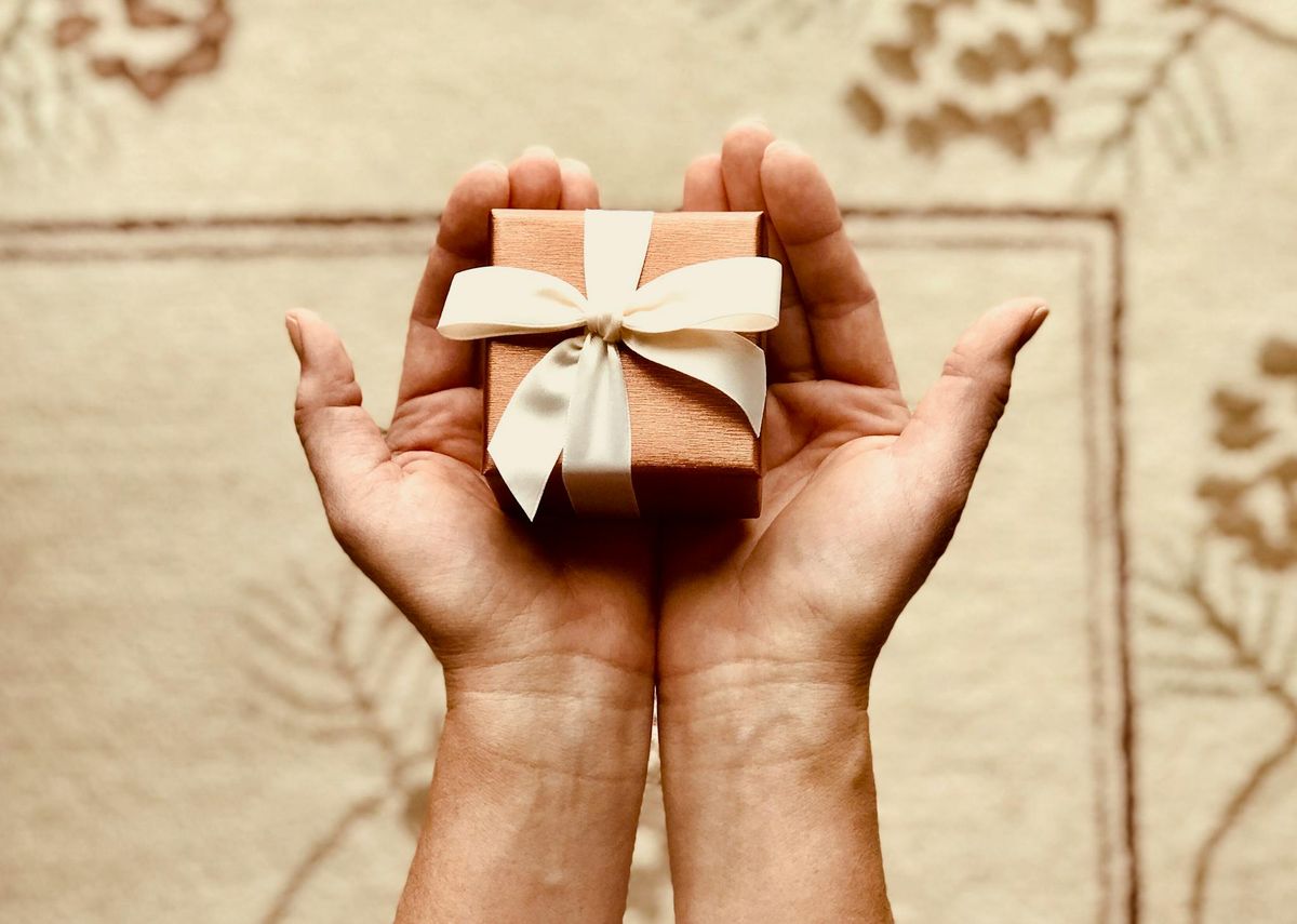 Top 5 Eco Friendly Gifts According to AI