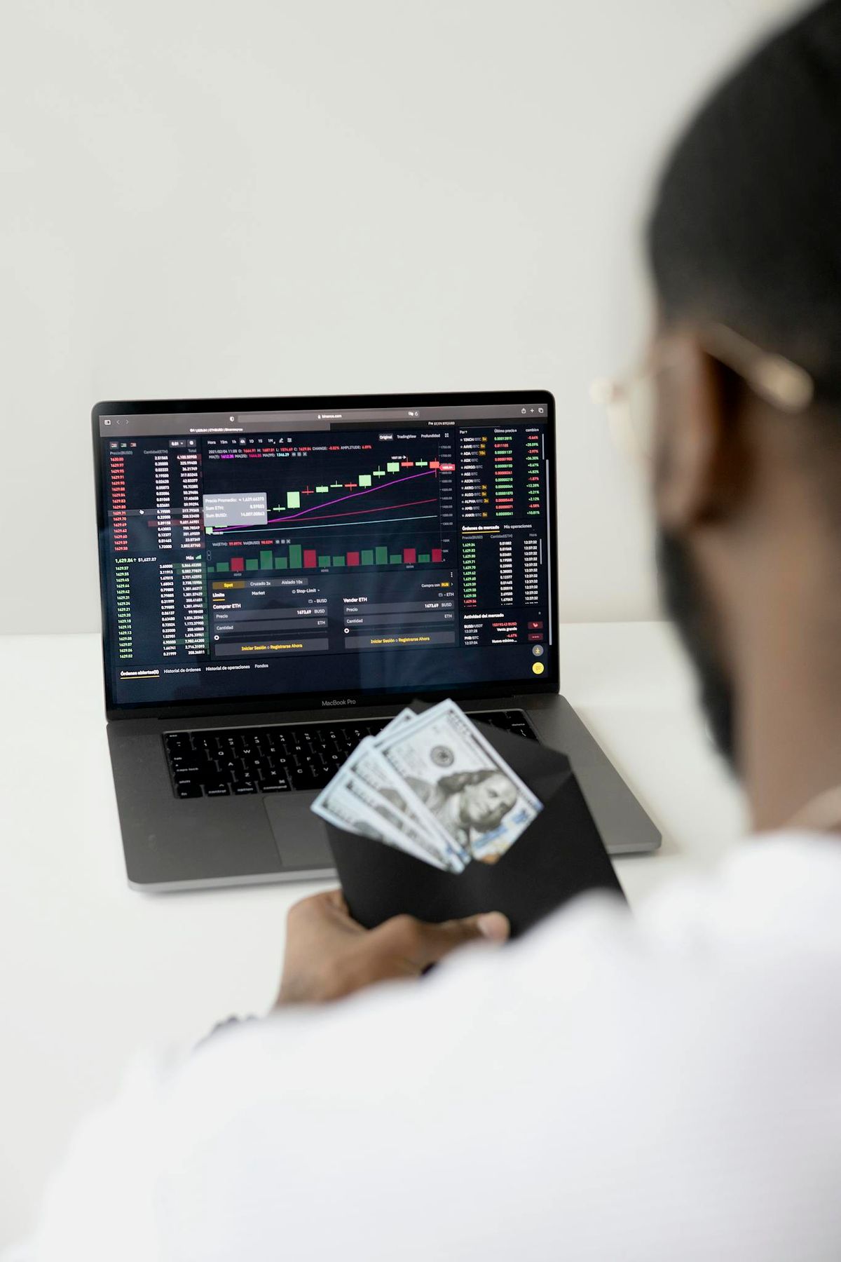 Exploring SushiSwap's Strategy for Maintaining Adequate Liquidity