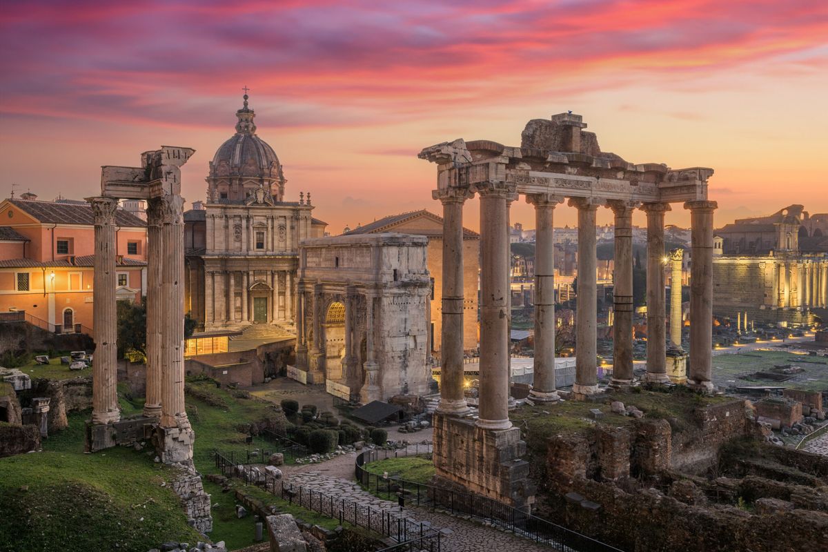 How to Stay Connected During Your Trip to Italy