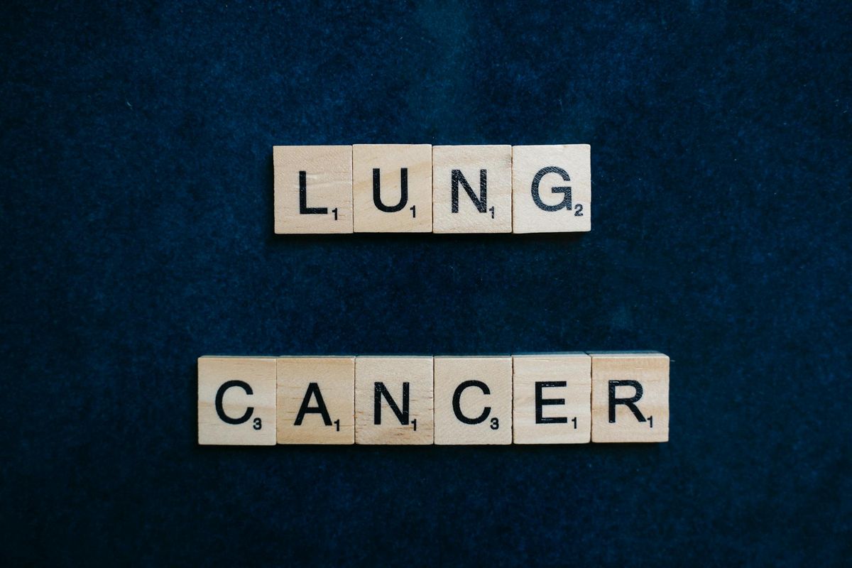 7 Warning Signs It’s Time to Contact a Lung Cancer Law Firm
