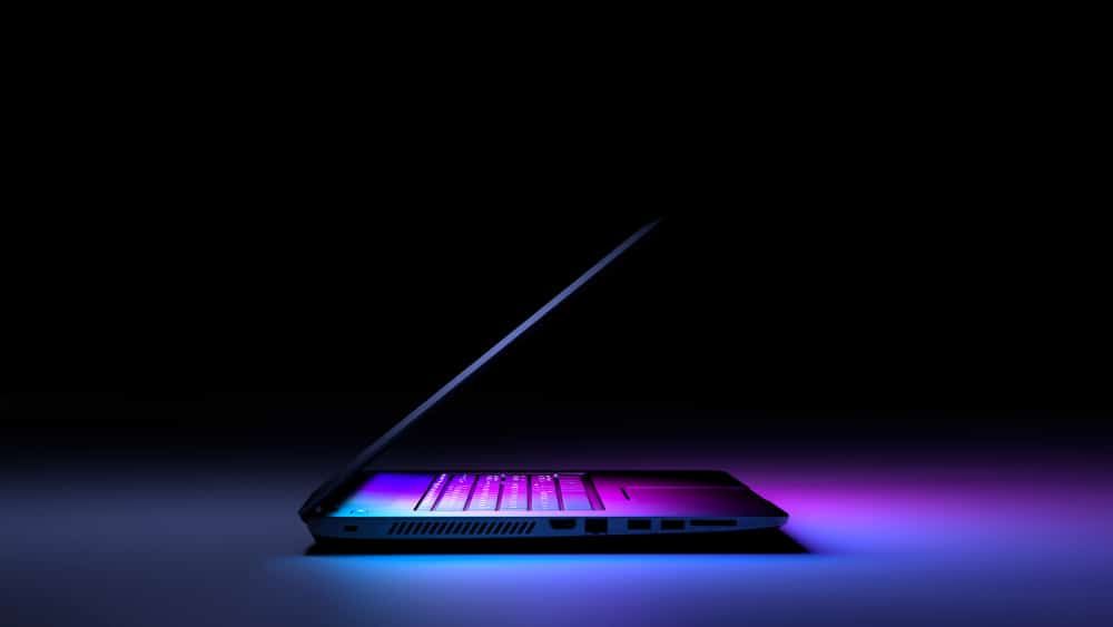 Unsure What Laptop to Buy? Consider These 6 Helpful Tips