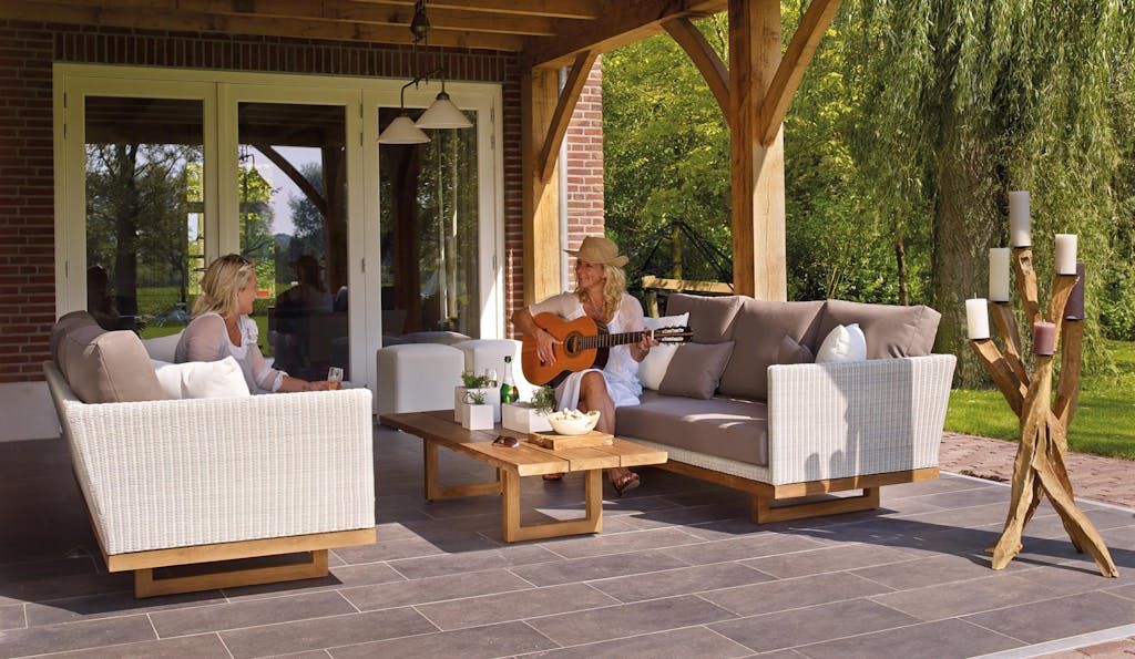 How to Turn Your Backyard into a Peaceful Oasis