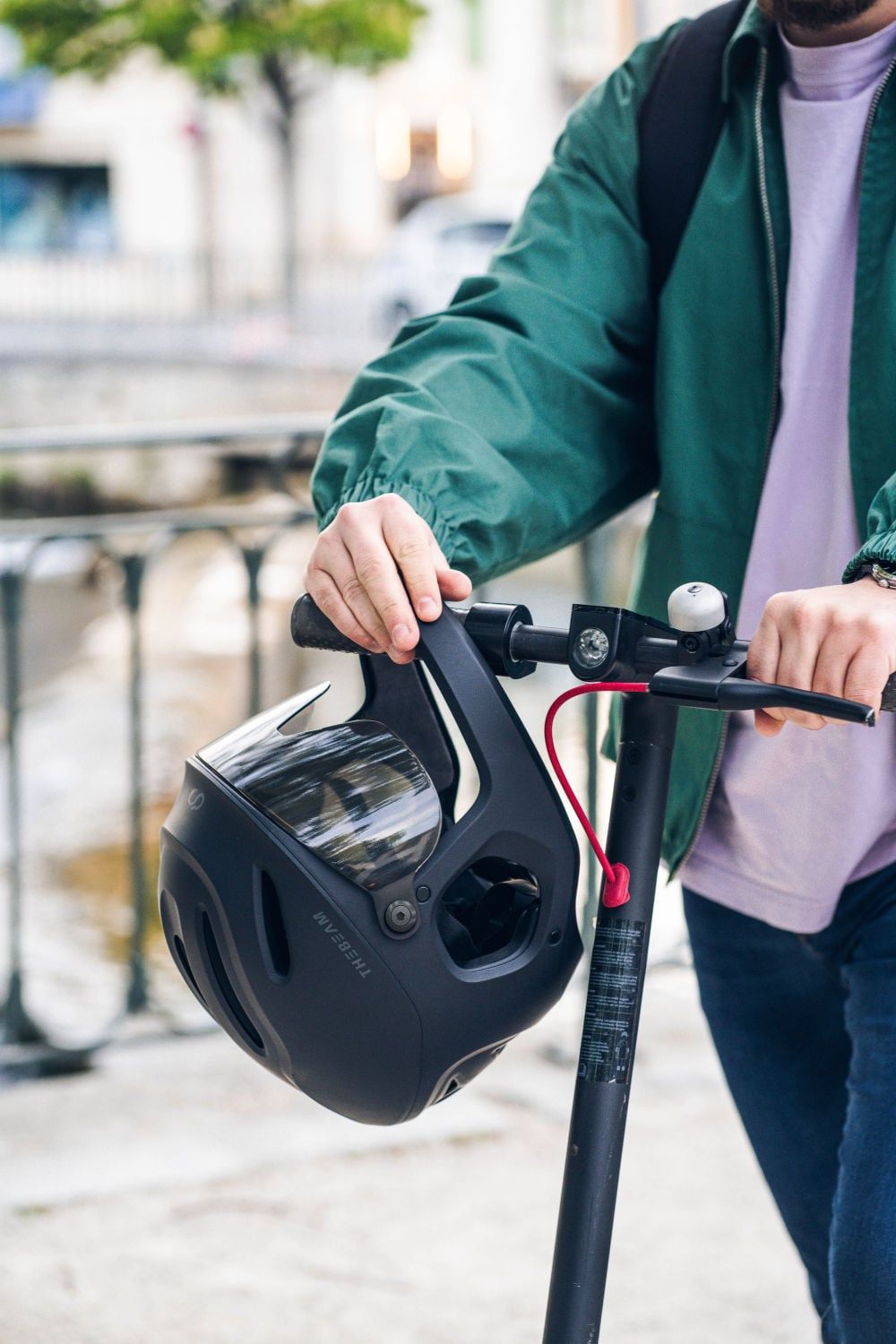 Why Choosing the Right Scooter Matters: Benefits for Commuting and Recreation