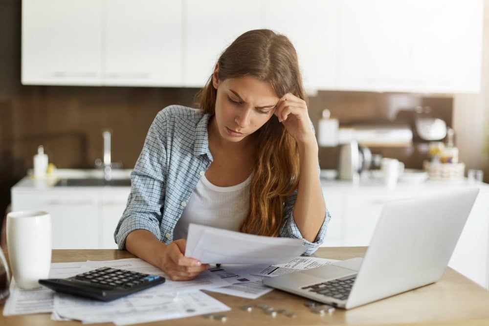 Improving Your Personal Finances: 6 Practical Tips and Strategies