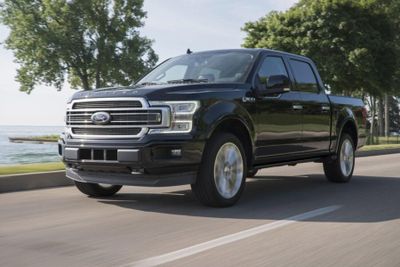 Thanks to the addition of a high-output 3.5-liter EcoBoost® V6 engine, the 2019 Ford F-150 Limited is the most powerful light