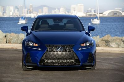 2019 Lexus IS 350