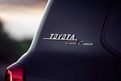 Toyota Land Cruiser Heritage Edition