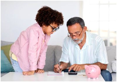 Financial Planning for Dads in the Sandwich Generation: Tips to Protect Your Health and Wealth