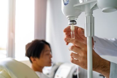 5 Benefits of Receiving IV Therapy at Home