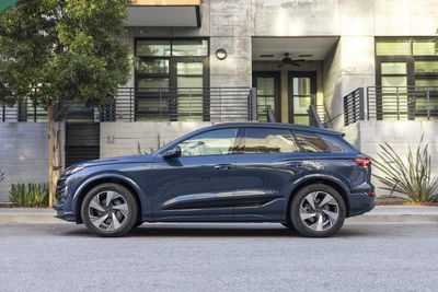 2025 Audi Q6 e-tron: A New Era of Electric Performance