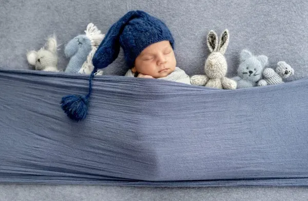 Wondering When Should You Stop Swaddling Your Baby? Find Out Here
