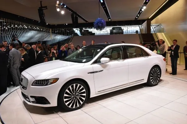 2017 Lincoln Continental