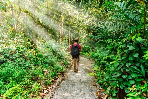 6 of the World’s Best Hiking Trails