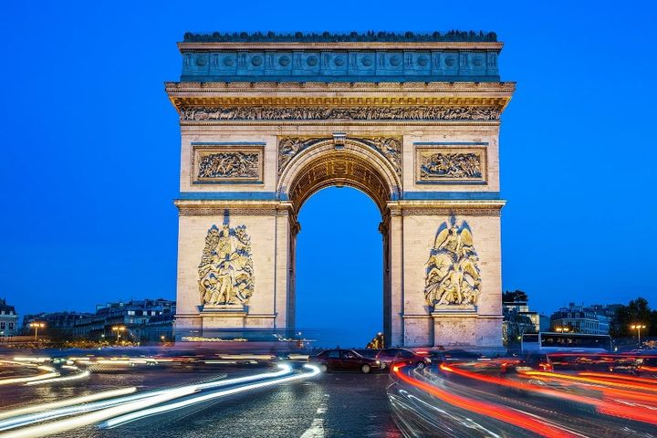 South Meets North: The Cultural Contrast Between Marseille and Paris