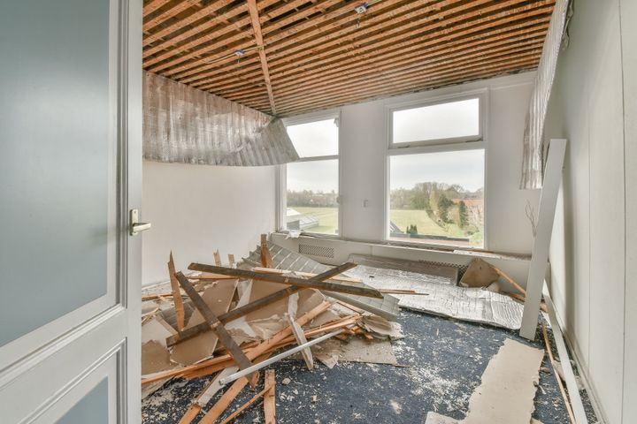 Clearing the Clutter: Smart Waste Solutions for Busy Renovators
