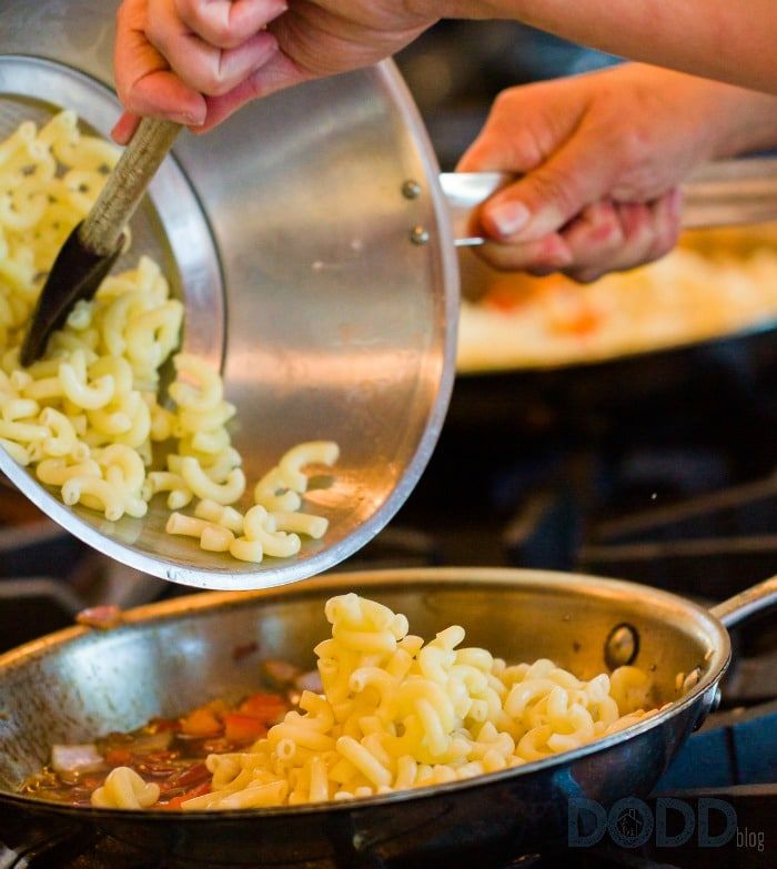 What Business-Owning Dads Should Know Before Using Stainless Steel Cookware in a Commercial Kitchen
