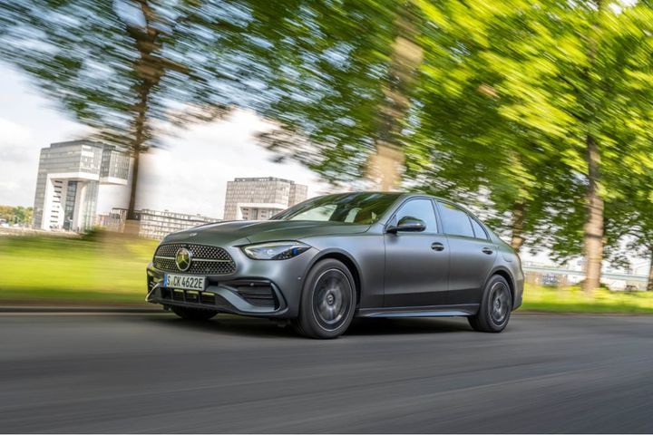 Drive-Pilot: An In-Depth Look at the Mercedes-Benz Autonomous Driving Technology