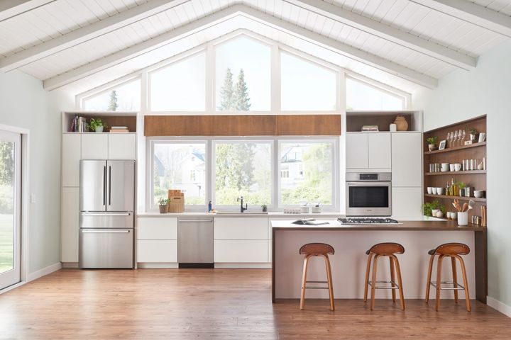 Smart Design Ideas To Give Your Outdated Kitchen a Modern Look