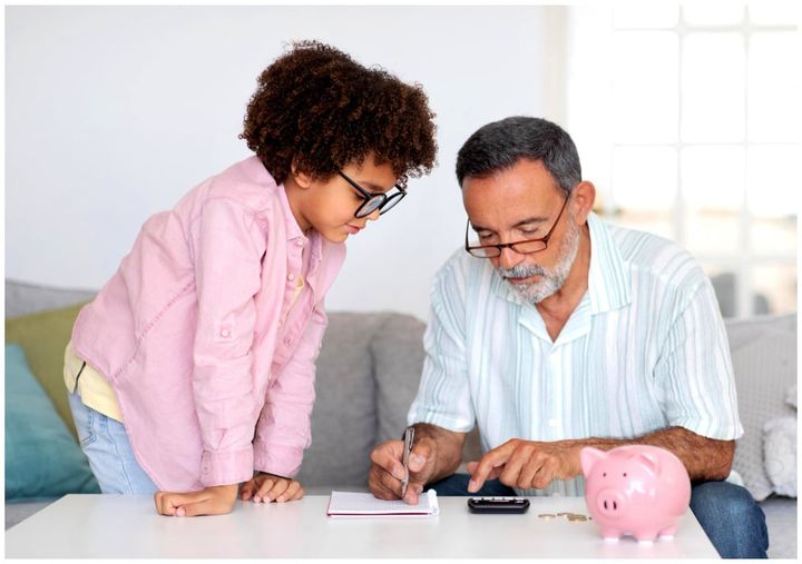7 Simple Ways to Teach Kids About Money at Home