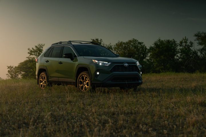 2025 Toyota RAV4 Hybrid: Efficiency Meets Versatility