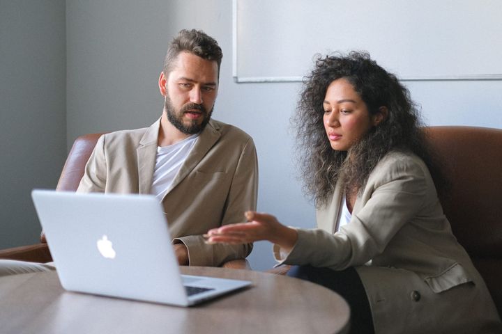 Reasons Why You Need Both Employee Onboarding and Orientation Programs