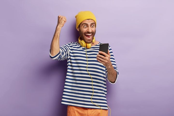 How To Make The Perfect Playlist To Listen To While You're Working