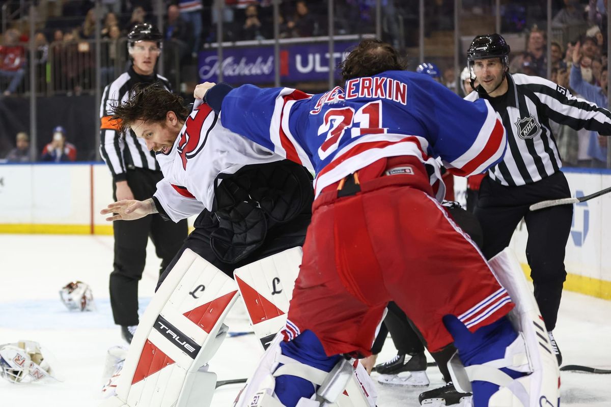 Media Bytes: Goalies Gone Wild, The Kids are More Than Alright, Tamper Time Again