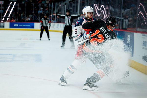 Wolf Pack Lose Lead Late, Fall to Phantoms 3-2