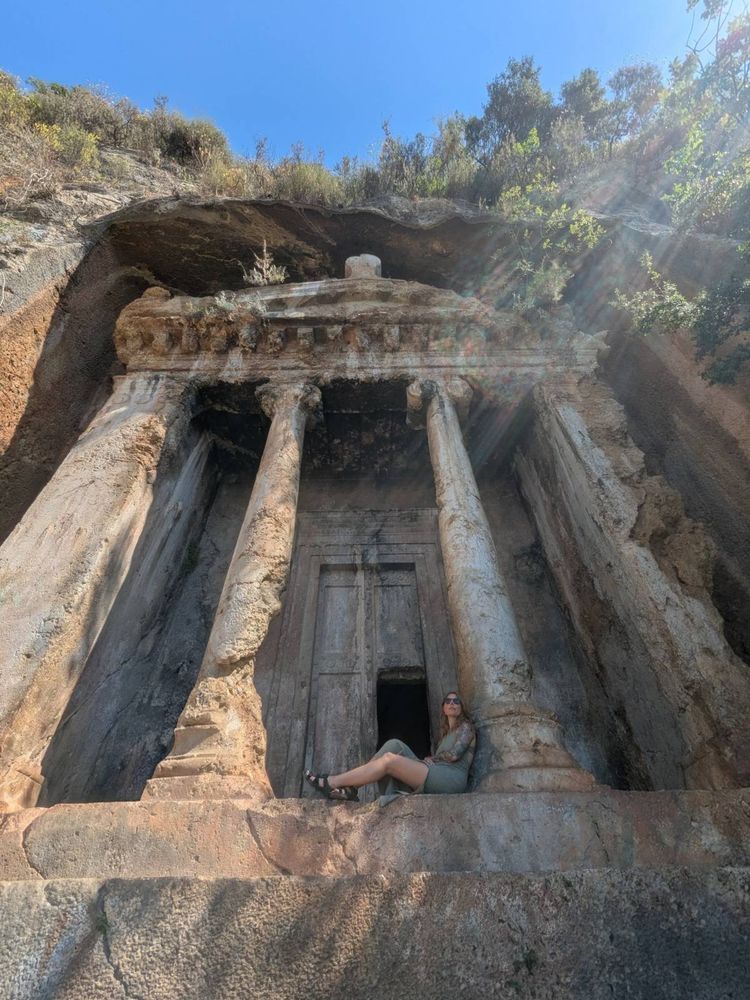 Obstinate columns