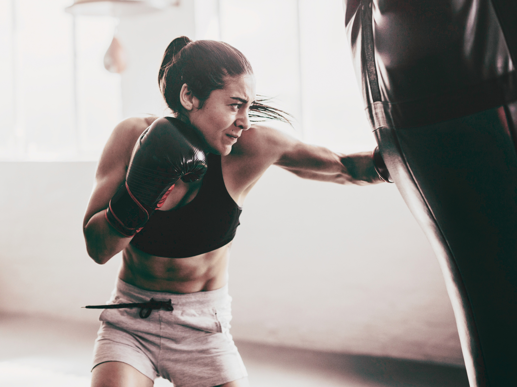 Latina Boxers Breaking Barriers: 5 Fighters to Know in 2026