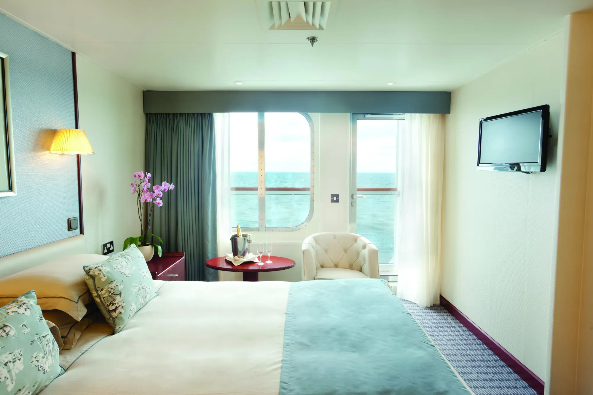 cruise ship rooms balcony stateroom