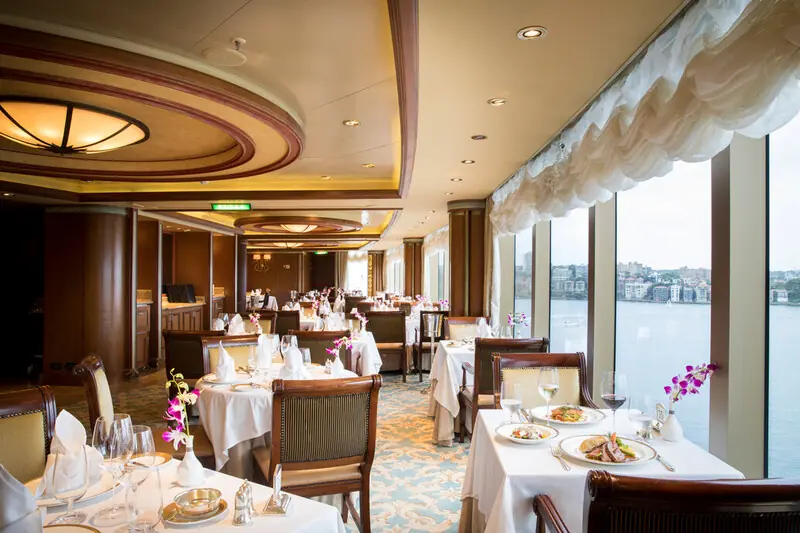 Queens Grill Restaurant aboard Queen Elizabeth