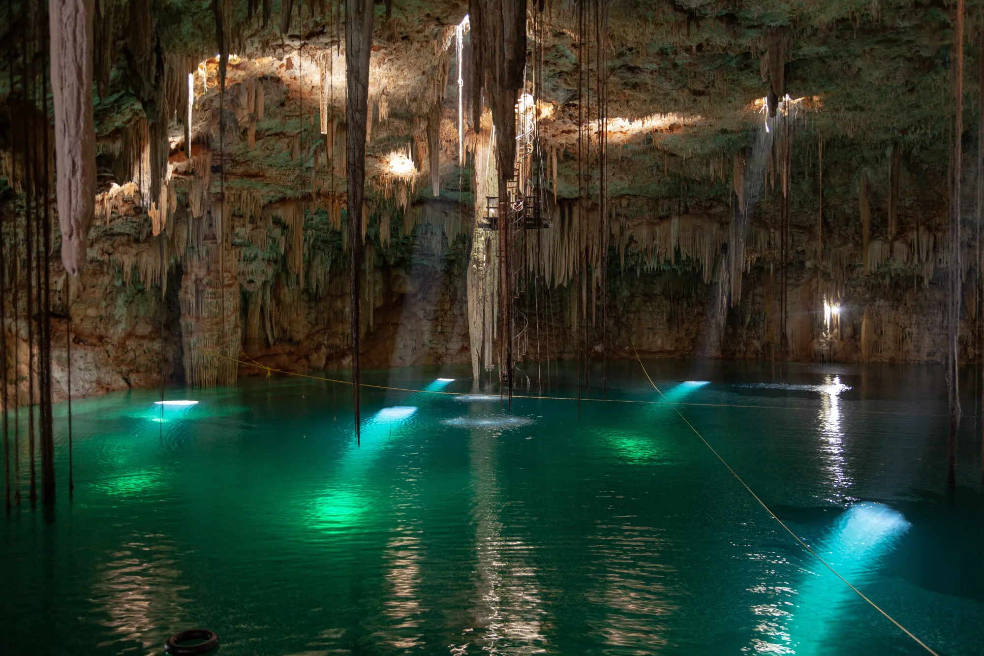 Cenotes Sac Actun