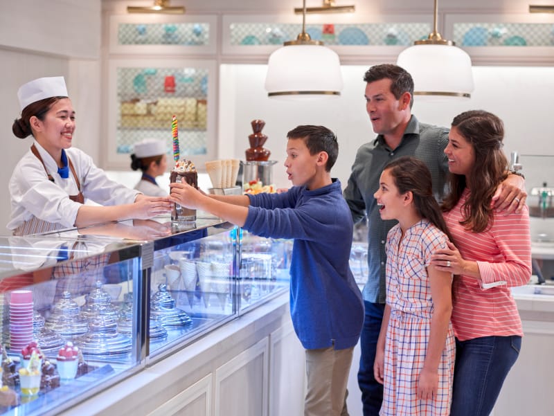 A family getting ice cream and smoothies