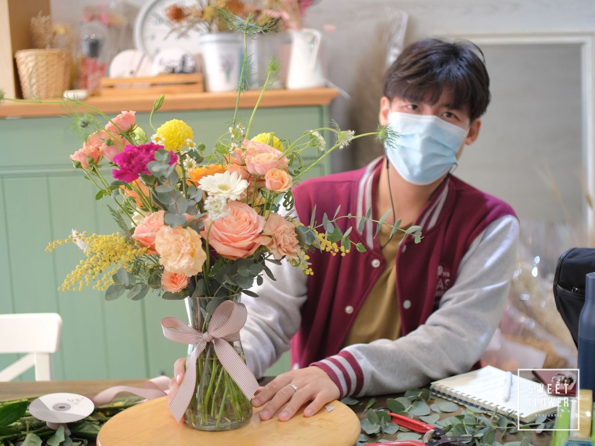 เรียนจัดดอกไม้ ในแจกัน 01/2564