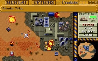 Dune_2_screenshot_attack_on_base.jpg