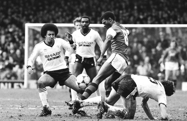 1. Wanna Be Startin' Somethin'