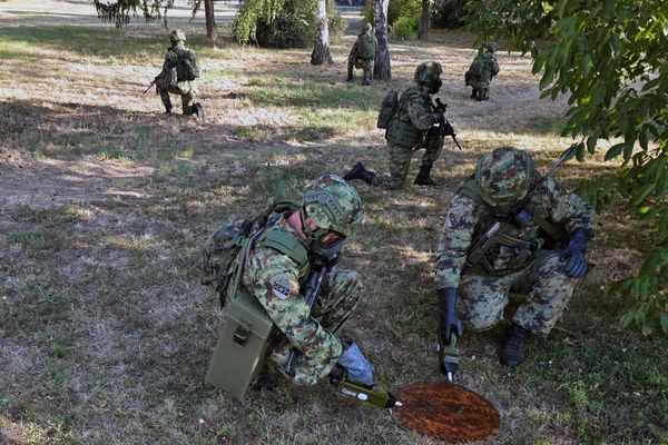 Serbian Army peacekeeping unit conducts CBRN training