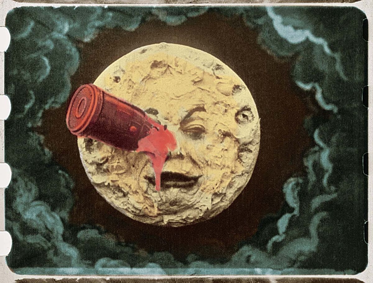 INDIGNITY VOL. 3, NO. 35: Samsung's fake lunar photos.