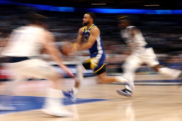 Indignity Vol. 2, No. 45: Steph Curry against the robots. 